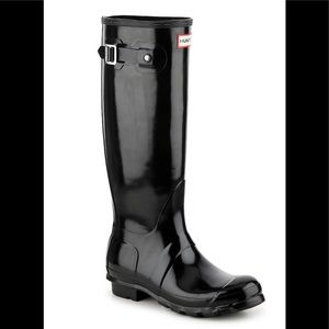 Black Glossy hunter boots w/removable liner.